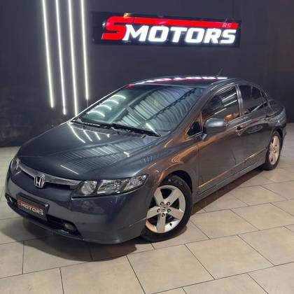 HONDA CIVIC 1.8 LXS 16V FLEX 4P AUTOMÁTICO HONDA CIVIC 1.8 LXS 16V FLEX 4P AUTOMÁTICO